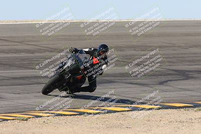 media/Oct-06-2024-Race Pace (Sun) [[d7d39ec7ad]]/9-Bowl Exit (940am)/